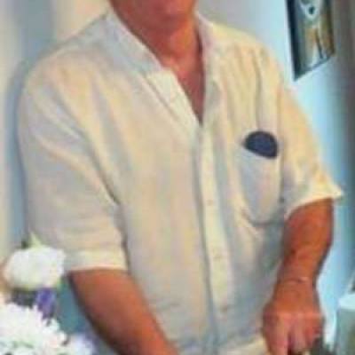 PARTY es una hombre de 72 años que busca amigos en Buenos Aires 