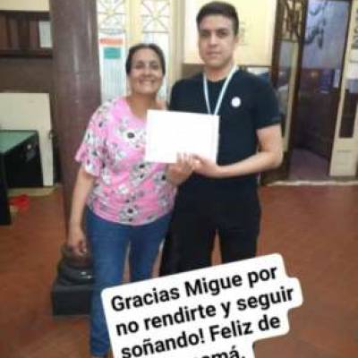 Conocer mujer de 53 años que vive en Pilar 