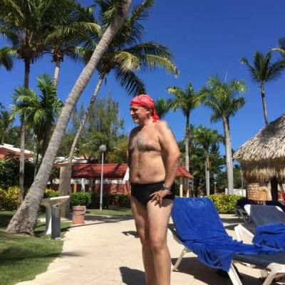 ANTONIO1953 es una hombre de 70 años que busca amigos en CABA 