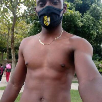 Conocer hombre de 33 años que vive en Medellin 