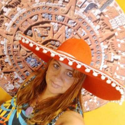 AZUL58 es una mujer de 52 años que busca amigos en Buenos Aires 