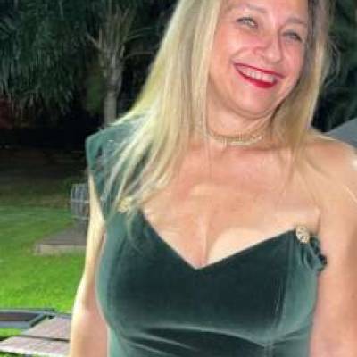 MARU... es una mujer de 54 años que busca amigos en Buenos Aires 