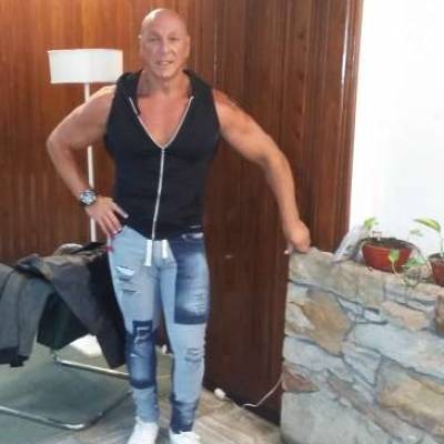 ALE66 es una hombre de 56 años que busca amigos en CABA 