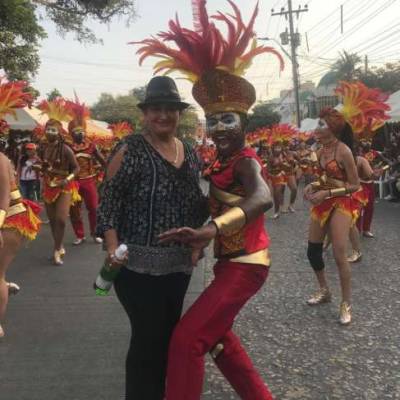 Conocer mujer de 50 años que vive en Barranquilla 