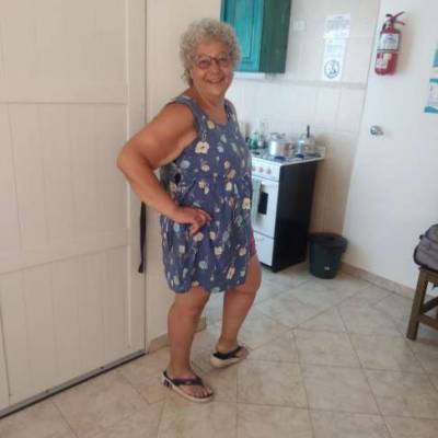MARCLAC es una mujer de 65 años que busca amigos en Buenos Aires 