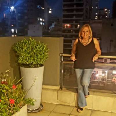 Conocer mujer de 58 años que vive en Belgrano 