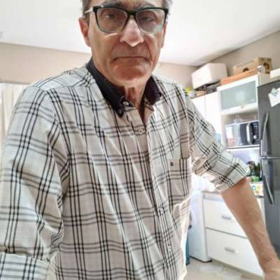 HECTORO3 es una hombre de 69 años que busca amigos en Chubut 