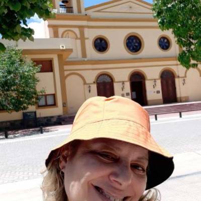 MEMA es una mujer de 54 años que busca amigos en Buenos Aires 