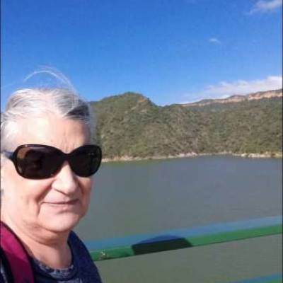 CRIS_FOLK es una mujer de 69 años que busca amigos en CABA 