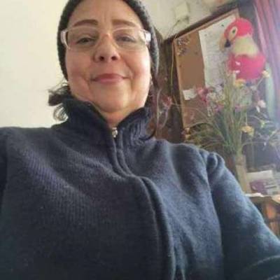 Conocer mujer de 54 años que vive en Canelones 