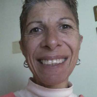 NATALIAU21 es una mujer de 50 años que busca amigos en Buenos Aires 