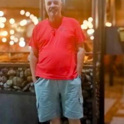 LEODAV es una hombre de 62 años que busca amigos en Buenos Aires 
