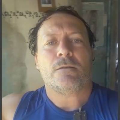 Conocer hombre de 52 años que vive en Paraná 