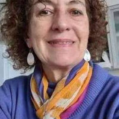 SUSY999 es una mujer de 68 años que busca amigos en CABA 