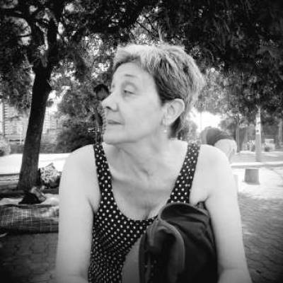 Conocer mujer de 68 años que vive en Vicente Lopez 