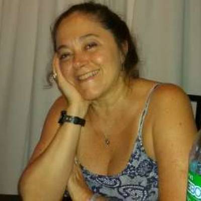 Conocer mujer de 54 años que vive en Palermo 