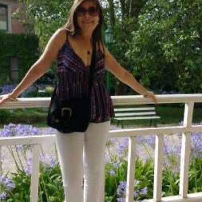 Conocer mujer de 59 años que vive en Alte. Brown 