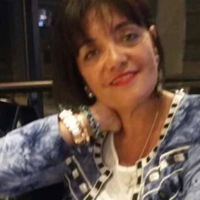Conocer mujer de 58 años que vive en Belgrano 