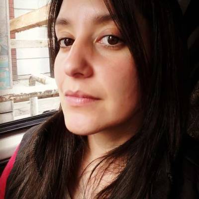 Conocer mujer de 41 años que vive en Saavedra 