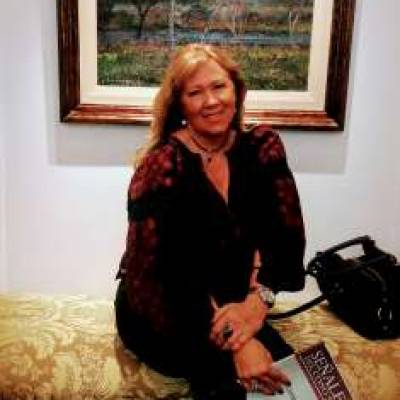 Conocer mujer de 61 años que vive en Vicente Lopez 