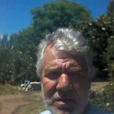 Conocer hombre de 68 años que vive en Villa Dolores 