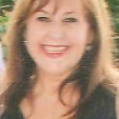 Conocer mujer de 67 años que vive en 9 de Julio 