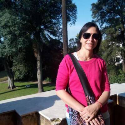 Conocer mujer de 58 años que vive en Vicente Lopez 