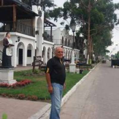 ZOBENCA es una hombre de 74 años que busca amigos en Buenos Aires 