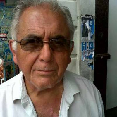 Conocer hombre de 78 años que vive en Barracas 