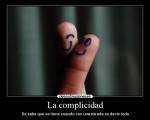 Pídele a la vida un cómplice. ..: Alguien que aparezca de la nada y no se asuste de tus heridas.
Con quien puedas sentarte a contar parte de tu vida sin desnudarte el cuerpo , mientras que llevas v Pídele a la vida un cómplice. ..: Alguien que aparezca de la nada y no se asuste de tus heridas.
Con quien puedas sentarte a contar parte de tu vida sin desnudarte el cuerpo , mientras que llevas v