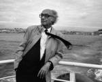 José Saramago ..: Me preguntan qué es lo que hay que entender para cambiar. Lo más difícil de entender es que no hay que hacer nada. No se trata de intentar cambiar, se trata de José Saramago ..: Me preguntan qué es lo que hay que entender para cambiar. Lo más difícil de entender es que no hay que hacer nada. No se trata de intentar cambiar, se trata de