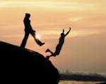 Somos la generación que no quiere relaciones ..: Cuando parece que la cosa empieza a ir en serio, huimos. Nos escondemos. Nos vamos. Hay muchos peces en el mar. Siempre hay más oportunidades d Somos la generación que no quiere relaciones ..: Cuando parece que la cosa empieza a ir en serio, huimos. Nos escondemos. Nos vamos. Hay muchos peces en el mar. Siempre hay más oportunidades d