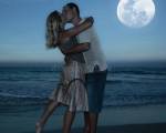 Amor Nocturno ..: Amor Nocturno
Llegaré a tu puerta en medianoche, y a media luz de luna llena, y con ese silencio nocturno, entraré por tu ventana, como luz de una estrella Amor Nocturno ..: Amor Nocturno
Llegaré a tu puerta en medianoche, y a media luz de luna llena, y con ese silencio nocturno, entraré por tu ventana, como luz de una estrella