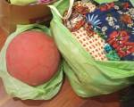 ¡Gracias @MARIANALAURA! ..: Recibimos ropa para adultos y una pelota de nuestra compaginera Mariana. Pronto se enviará la ropa a las familias de nuestros ahijados. Y la pelota para alguna instituci? ¡Gracias @MARIANALAURA! ..: Recibimos ropa para adultos y una pelota de nuestra compaginera Mariana. Pronto se enviará la ropa a las familias de nuestros ahijados. Y la pelota para alguna instituci?