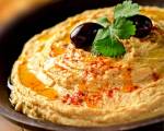 Cocina: Hummus ..: El hummus es uno de los platos tradicionales de la cocina árabe y del Medio Oriente e ideal para veganos. Con los garbanzos listos (su cocción lleva tiempo) se hace en