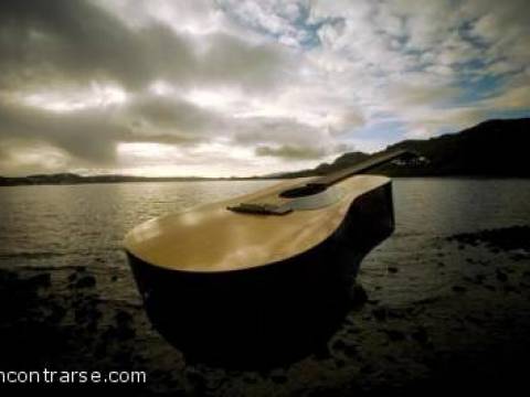 SECONDO TEMPO- La GUITARRA frente el MAR......