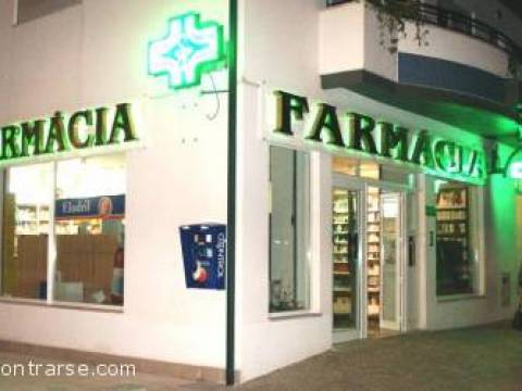 COMO COMPRAR CONDONES Y NO MORIR EN EL INTENTO...