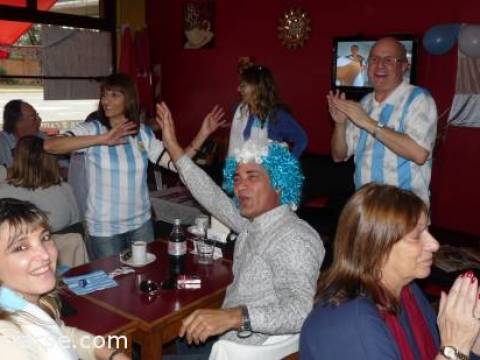 Primer partido de argentina - con quien lo vas a ver?