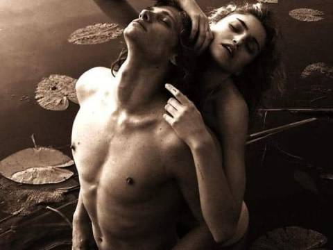"El hombre pasa de una mujer a otra, sigue cambiando.