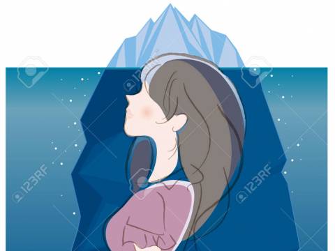 ¡¡.UNA MUJER PROFUNDA, NO TIENE MIEDO DE ESTAR SOLA.!!…