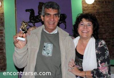 Encuentros Grupales (03/06/2011) :   Con premios nos reunimos a jugar Bowling porque cumplimos un año y lo queremos festejar así.!!!!!