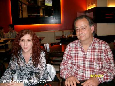 7685 4 El club de los viernes se reune para celebrar la amistad