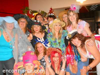 7990 93 Te invitamos a la Fiesta del Sombrero y al CUMPLE DE PTT en el Club de los Viernes en Cladd!!! 