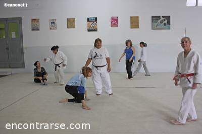 8968 13 DEFENSA PERSONAL FEMENINA (TAMBIEN VARONES) - ¡TERCERA CLASE!