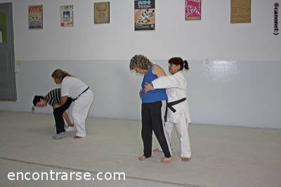 8968 3 DEFENSA PERSONAL FEMENINA (TAMBIEN VARONES) - ¡TERCERA CLASE!