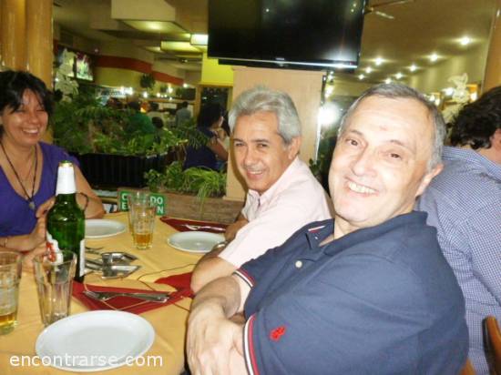 12902 14 CENA EN EL RESTAURANTE LA JUNTA DESPUES DE LA NOCHE DE LOS MUSEOS -LA JONES