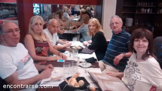12965 3 Caminata por plaza Arenales ( plaza Devoto) 