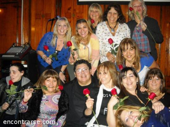 13637 35 NOCHE COMPLETA ROCK CON BANDA EN VIVO Y MUCHO MAS