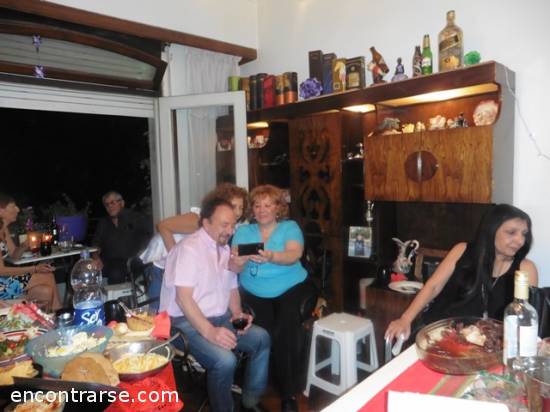 Encuentros Grupales (24/12/2016) :   OFREZCO MI CASA PARA CENAR