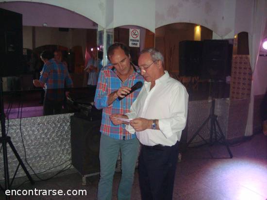 Encuentros Grupales (26/08/2017) :   TE INVITO A PASAR UNA NOCHE CON JUEGOS GRUPALES Y MUCHO BAILE